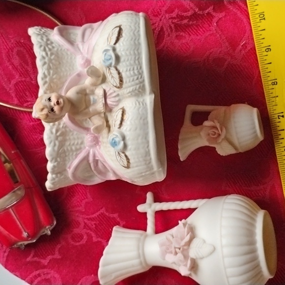 Vintage CAPODIMONTE Thames Hand Painted Japan Porcelain Cornucopia Planter - Picture 8 of 14